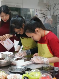 Lớp Start To Cook Dạy Trẻ Nấu Ăn