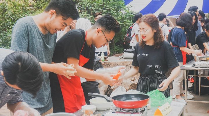 Đăng ký khóa học nấu ăn gia đình vào cuối tuần tại Ezcooking