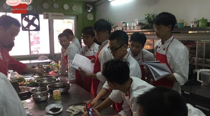 Lịch học nghề đầu bếp tại EZcooking